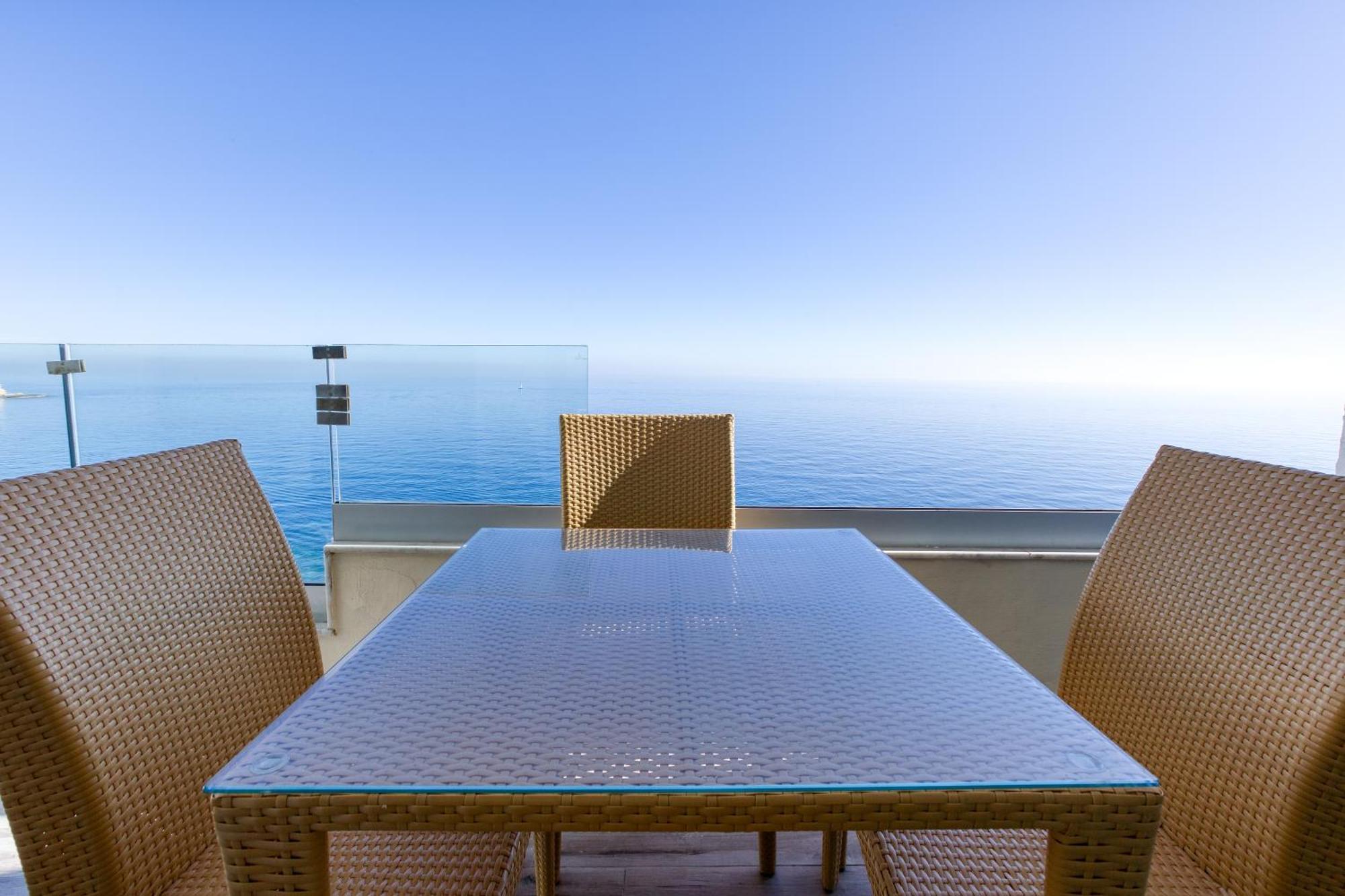 Seafront Sliema Apartment With Balcony & Sea Views By Jl Exterior foto