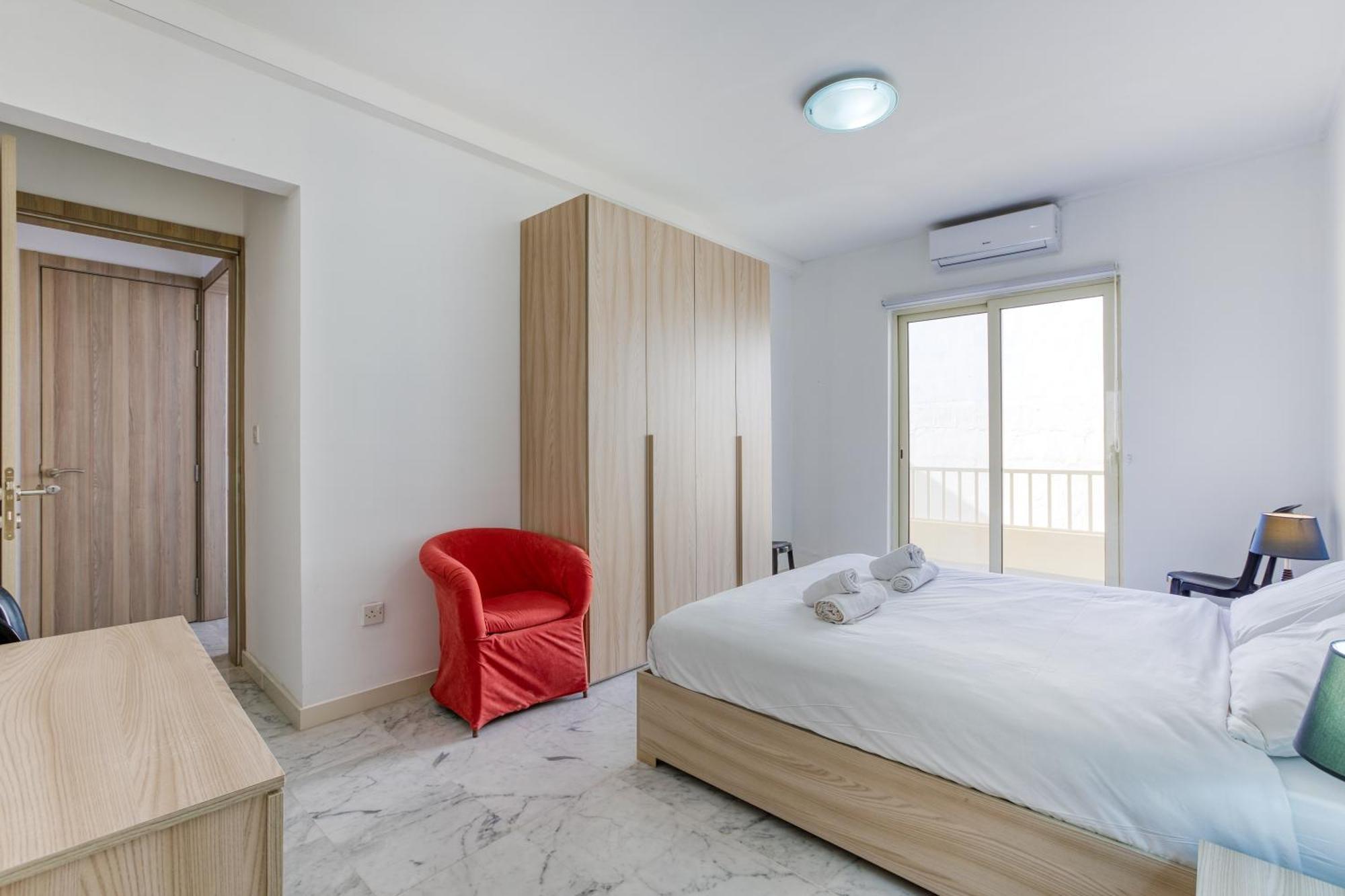 Seafront Sliema Apartment With Balcony & Sea Views By Jl Exterior foto